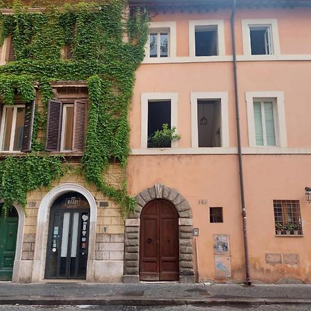 Borgo Pio 182 Vatican Suite โรม ภายนอก รูปภาพ